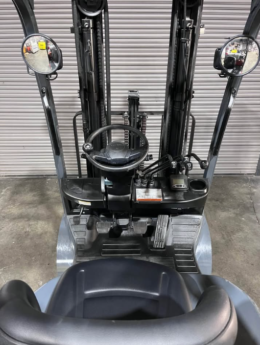 2014 Toyota LP 5k Forklift 8FGCU25 w/Triple Mast and Side Shift!