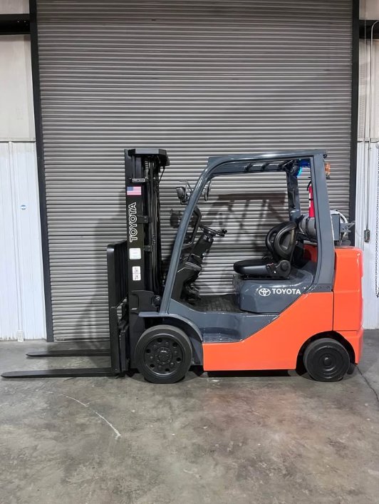 2014 Toyota LP 5k Forklift 8FGCU25 w/Triple Mast and Side Shift!