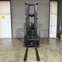 2019 Toyota 8FGCU18 Forklift Indoor Forklift w/Triple Mast & Side Shift