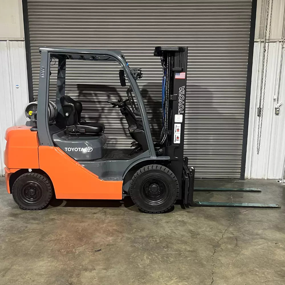 2018 Toyota Outdoor Pneumatic Forklift w/ Triple Mast & Side Shift, 5,000 lbs