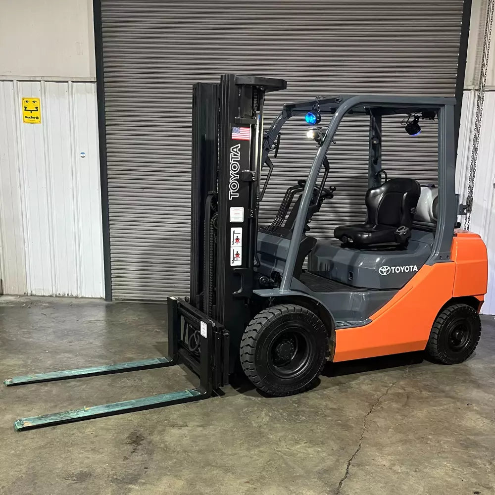 2018 Toyota Outdoor Pneumatic Forklift w/ Triple Mast & Side Shift, 5,000 lbs