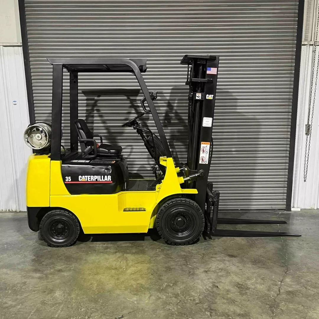 2015 Caterpillar FG18 Forklift Triple Mast & Side Shift Propane Lift, 3500lbs