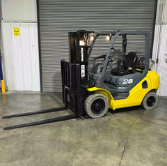 2014 Komatsu Dual Fuel Pneumatic Forklift w/ Triple Mast & Side Shift 5000 lbs