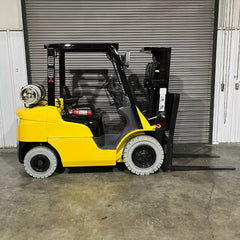 2014 CAT Dual Fuel Solid Pneumatic Forklift w/ Triple Mast & Side Shift 5000 lbs