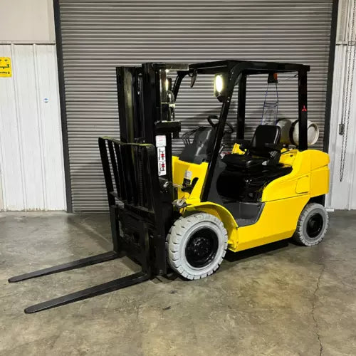 2014 CAT Dual Fuel Solid Pneumatic Forklift w/ Triple Mast & Side Shift 5000 lbs